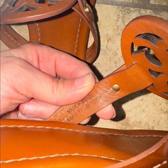 Tory Burch Tan Leather Sandals - Picture 5 of 5